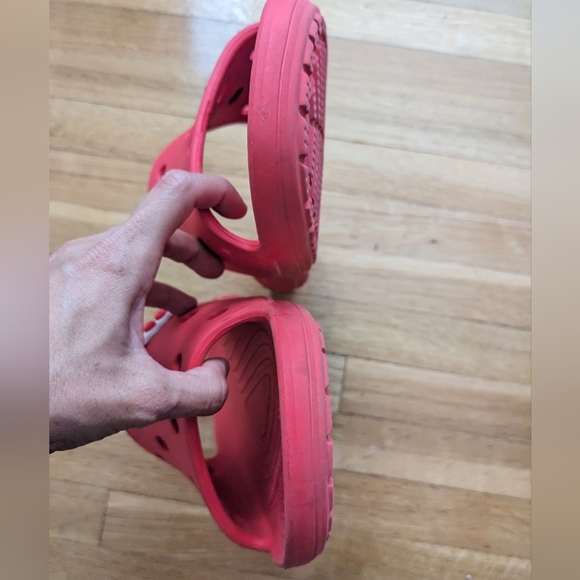 Crocs Red Slides. Barely Used. In Great Condition. Size M 13 - Picture 8 of 8